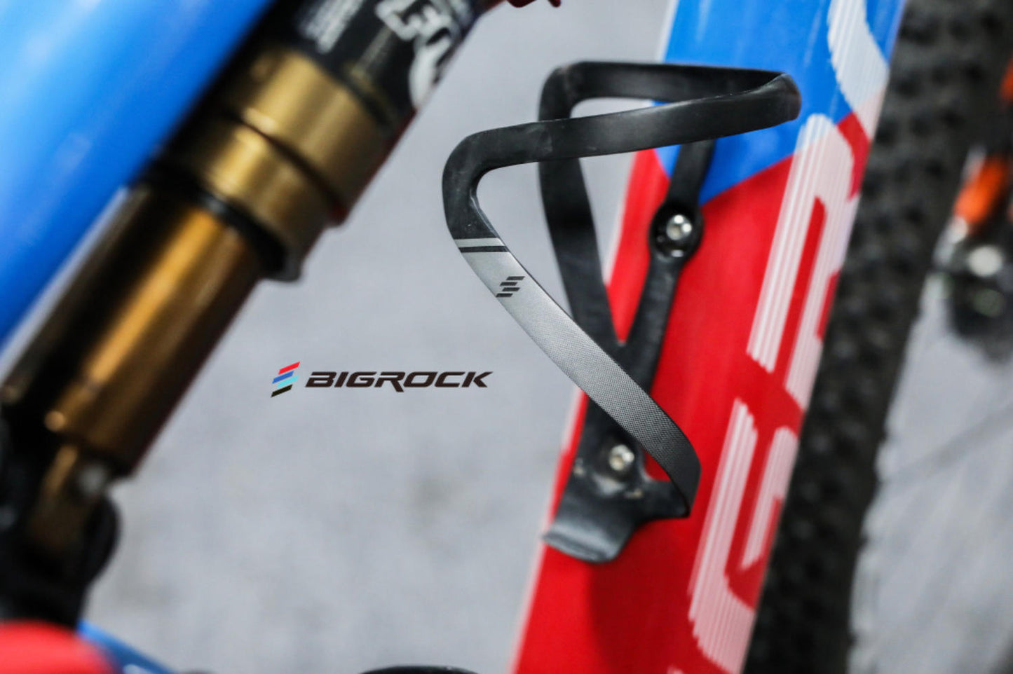 Portaborraccia superleggero in carbonio – BIGROCK