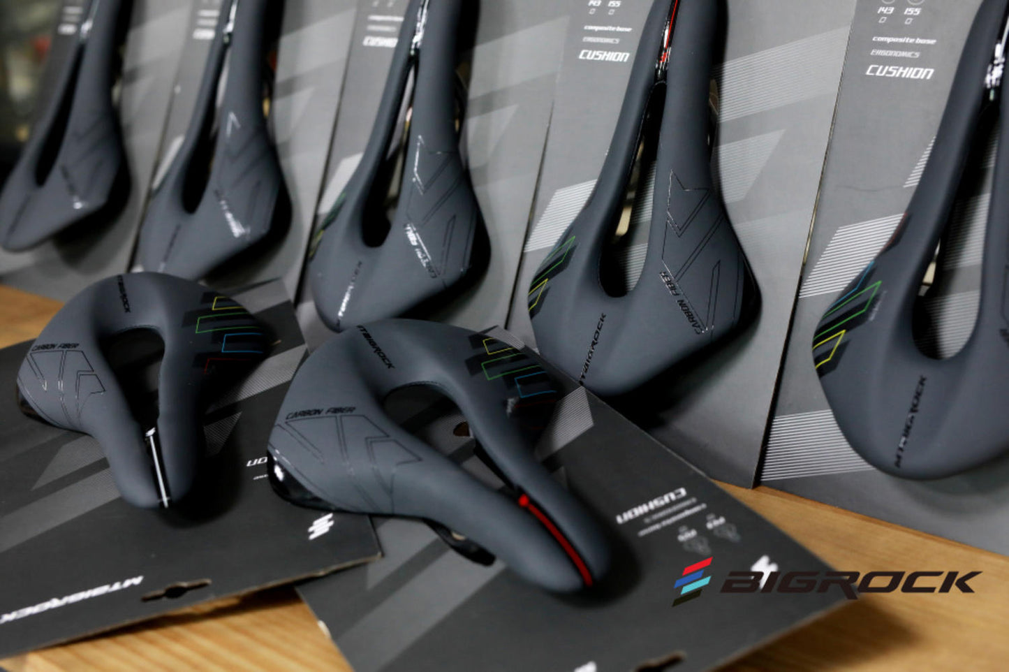 Sella in carbonio versione race comfort - Bigrock